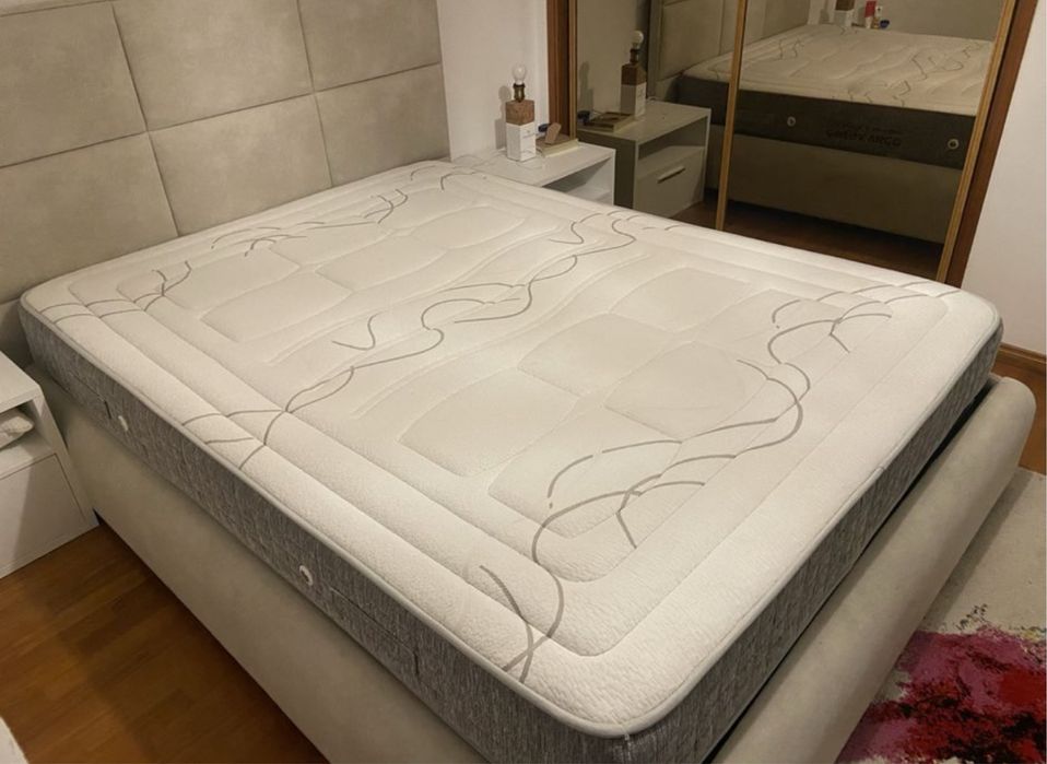 Cama e colchao de casal 1.50x2.00