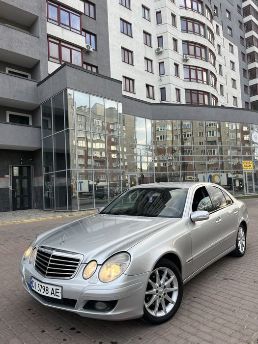 Mercedes benz e211
