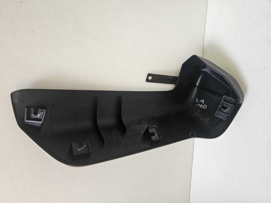 Friso direito Para-choques traseiro ISUZU D-MAX I | 127960