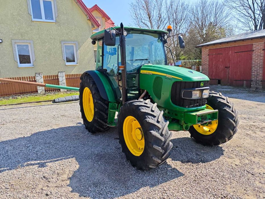 Ciągnik John Deere 5620 Cena brutto