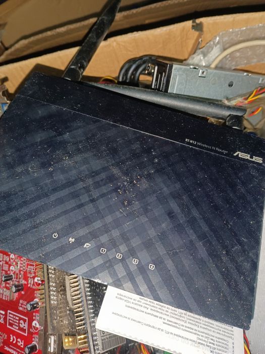 Tudo junto 50€ RAM discos e leitor DVD placa gráfica router  placa de