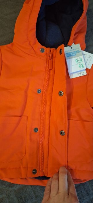 Nowa kurtka dla chłopca 0-3 msc z kapturem