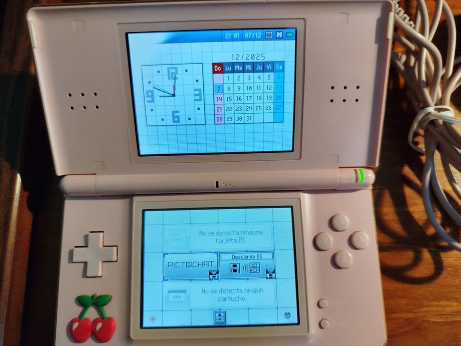 Nintendo DS Lite