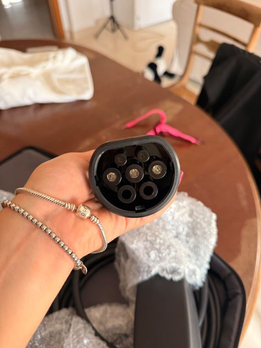 Tesla Mobile Connector (UMC2)