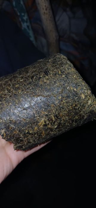 Продам твердотопливные  брикеты