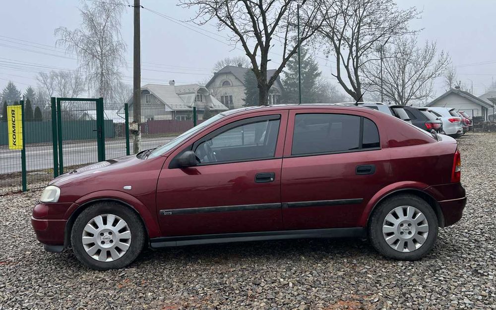Opel Astra  2000