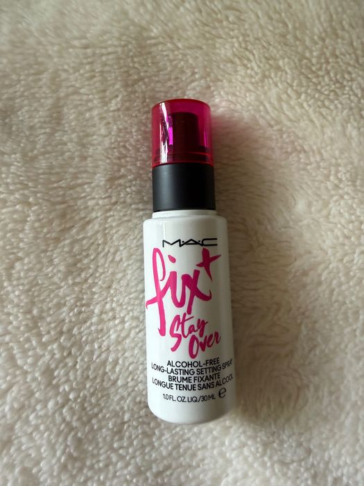 MAC setting spray