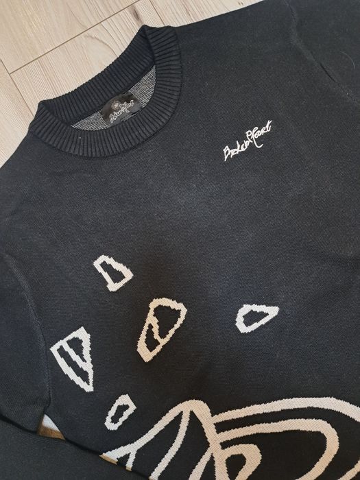 Светр Broken planet