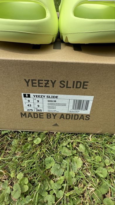 Klapki Adidas Yeezy Slide Glow