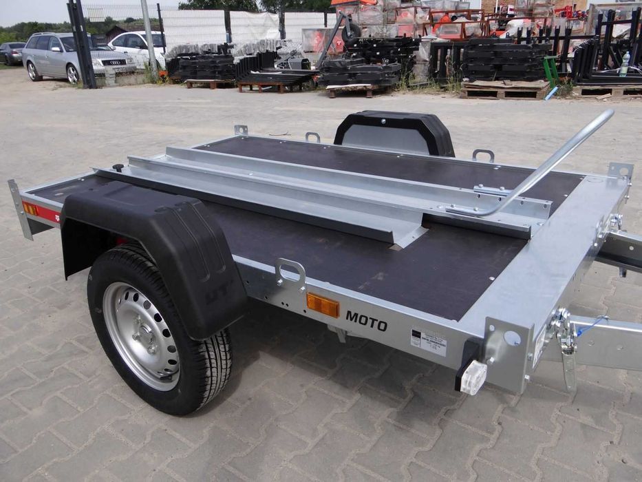 TEMARED MOTO 1 DMC 750 kg na 1 motocykl podłoga sklejkowa