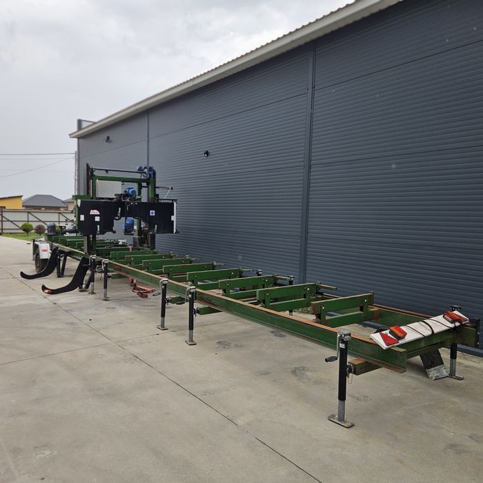 Trak taśmowy mobilny z hydrauliką  Boldrew