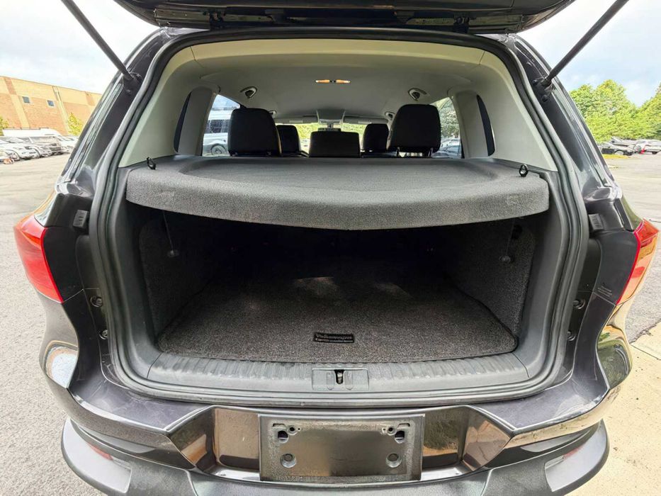 Volkswagen Tiguan      2016