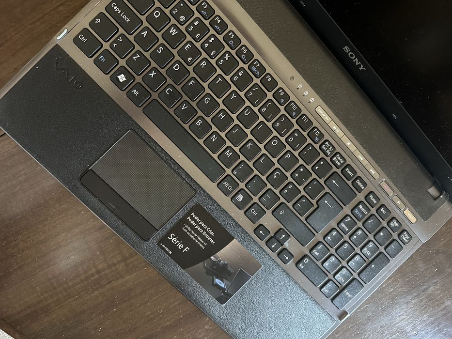 Portátil Barato SONY  i7 16.4”