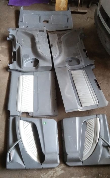 Салон-Mercedes Vito 639,Карти-Мерседес Віано,Обшивка салона-Мерседес.