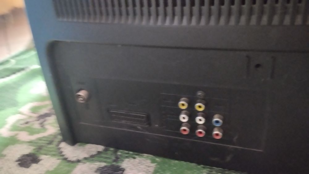 Продам телевізор dewo