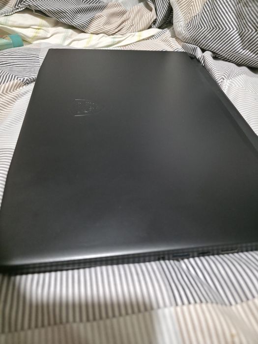 Laptop Gamingowy MSI Katana GF66