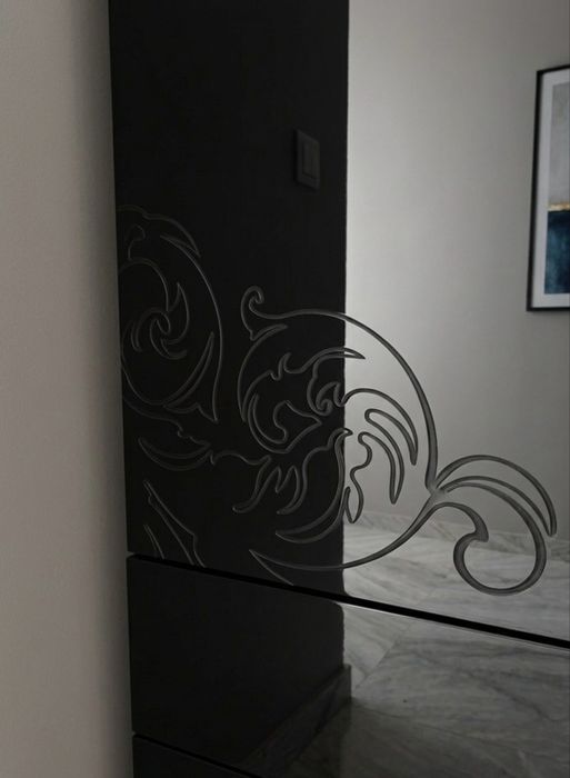 Móvel Bar / Aparador Design Moderno – Preto Lacado e Espelhado