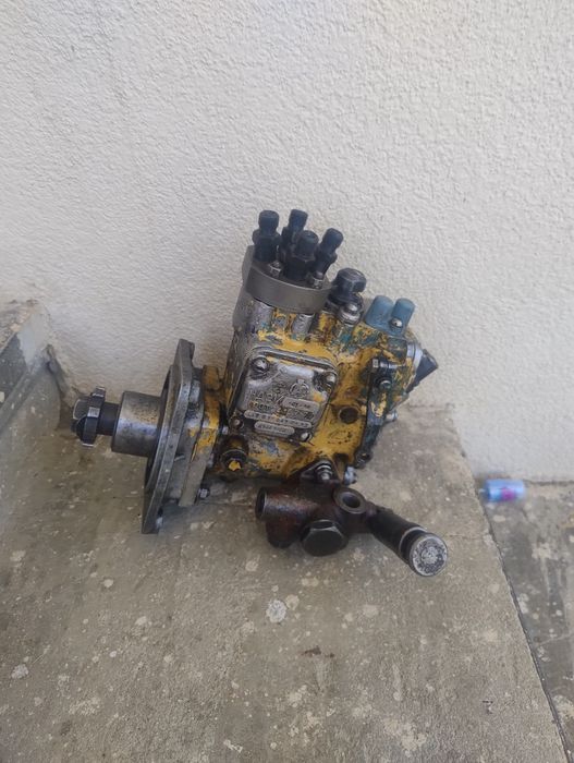 Палевний,топлевний насос трактора Т-40