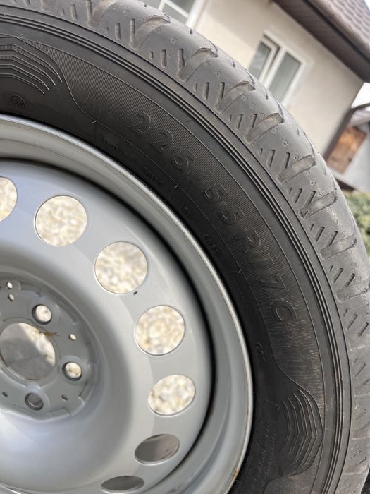 шини dunlop r 17c 225/55 22р