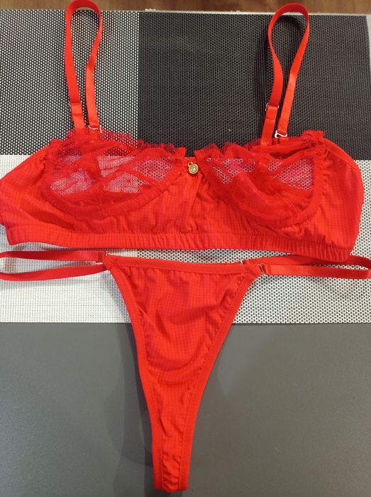 Акція!Нижнее бельё комплект нижня білизна,спідня білизна красный, черн