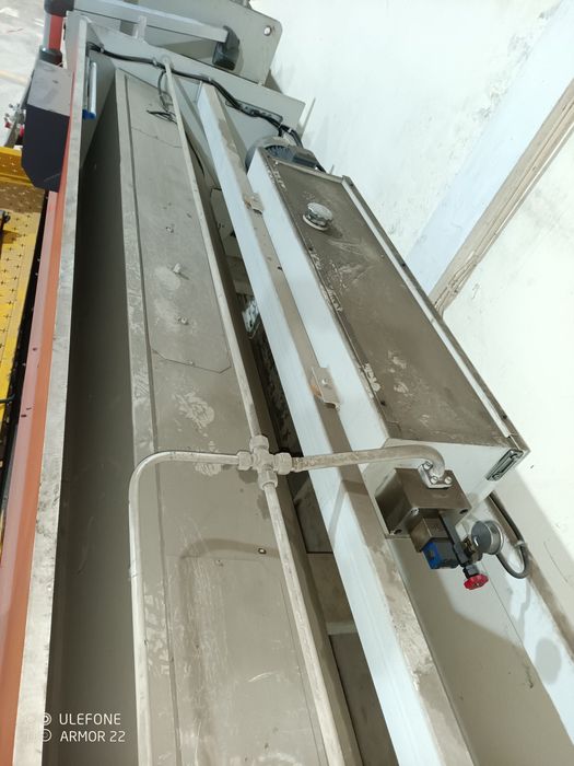 Quinadora e guilhotina novas !!!