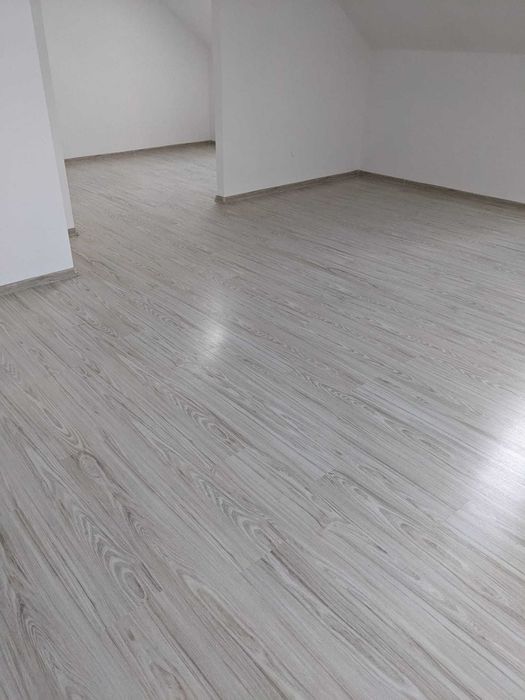 GRATIS układanie / montaż paneli podłogowych