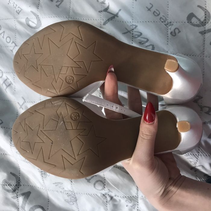 Buty białe satynowe ślubne r. 39 Graceland DEICHMANN