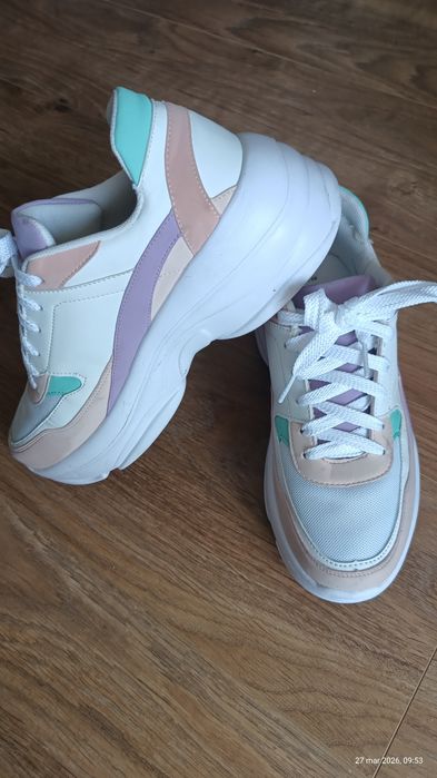 Sneakersy pastelowe sportowe gruba podeszwa śliczne