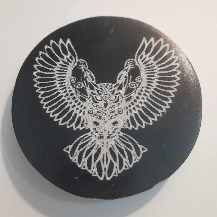 Placas de selenita gravadas a laser64730033508355120