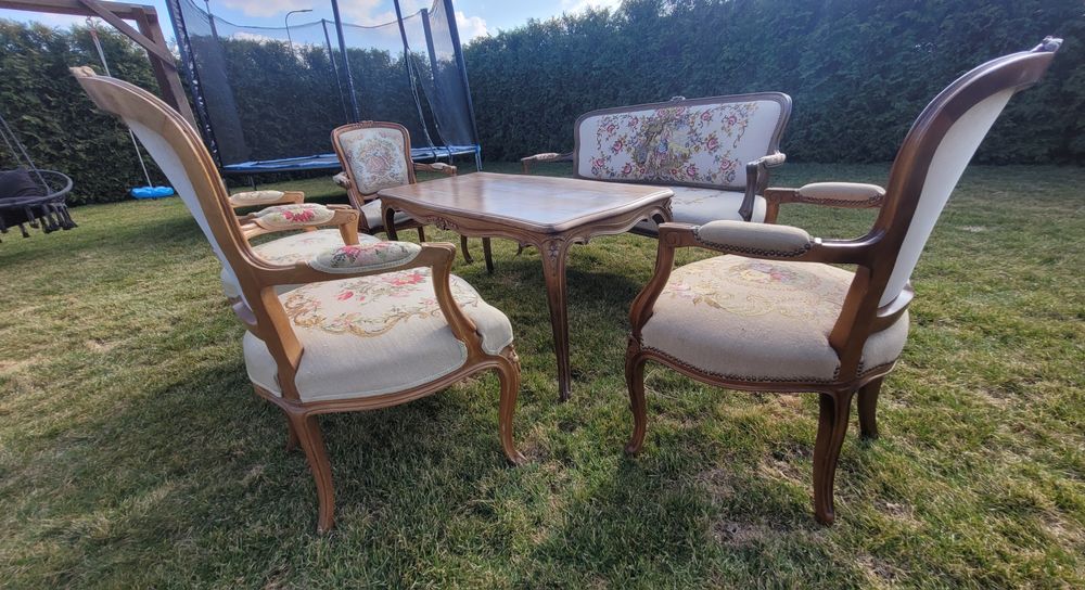 Zestaw mebli wypoczynkowych