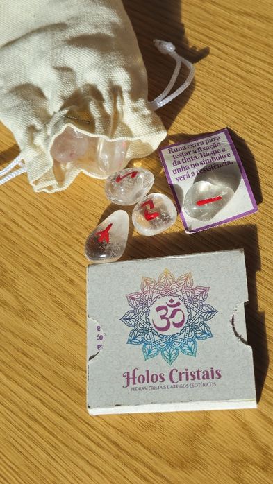 Jogo de runas em quartzo