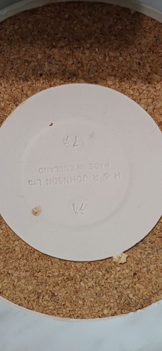 Керамічна підставка