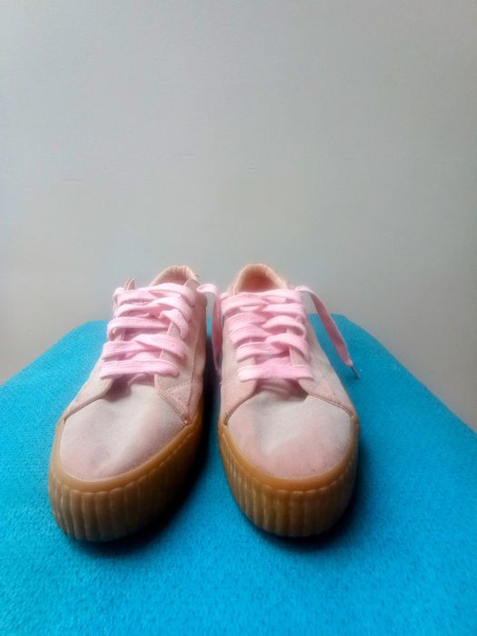 Creepers trampki na kauczuku różowy zamsz 38 House
