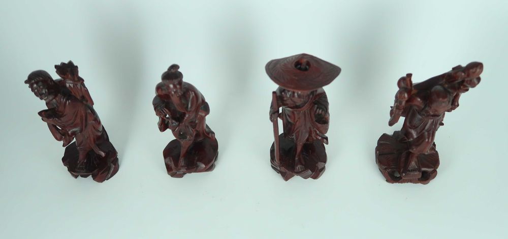 4 Esculturas da China em madeira Exótica