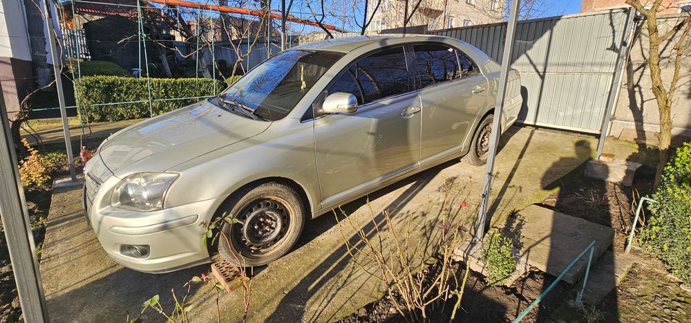 Toyota Avensis t25