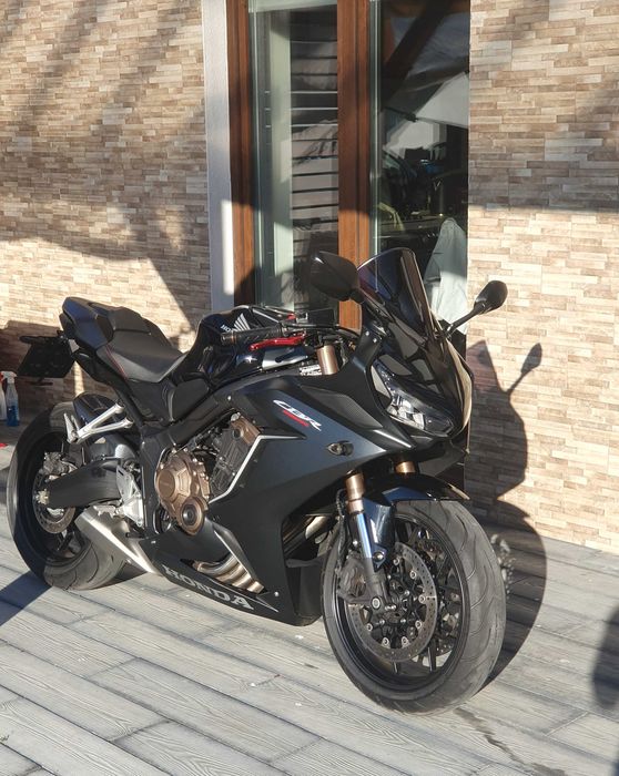 Honda cbr 650r  / michelin /prawko  A2 / 2021 rok
