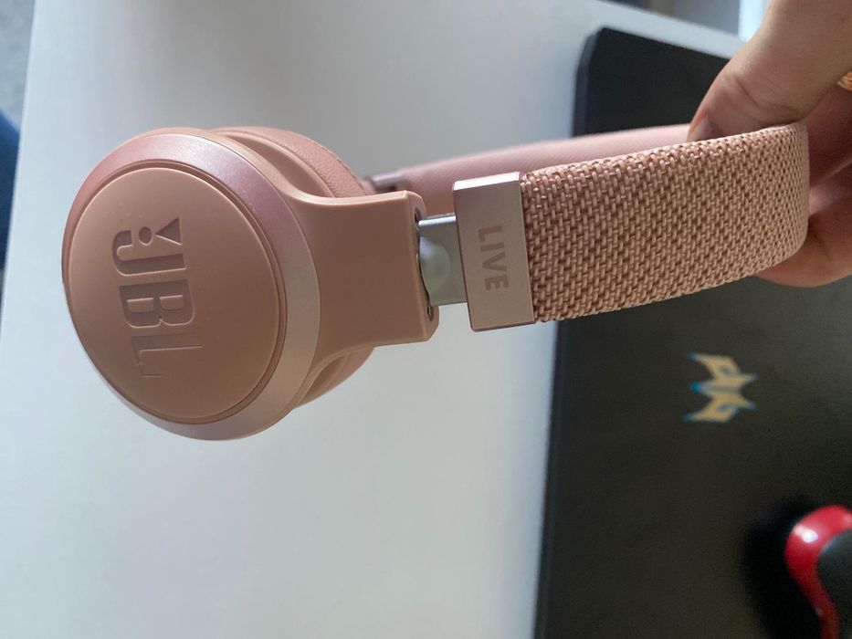 JBL Live 460NC różowy