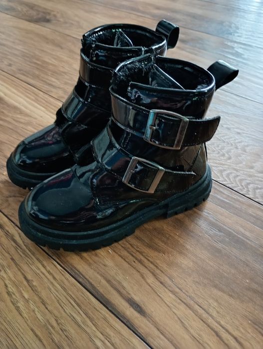 Sprzedam buty dla dziewczynki roz 29