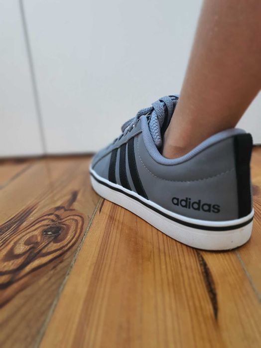 Sapatilhas Adidas, nunca utilizadas