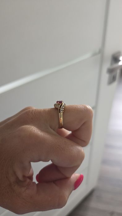 Pierścionek złoty 14k 585 3.68gr rubin  0.4ct