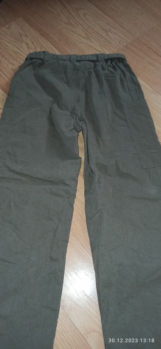 Chłopięce spodnie khaki