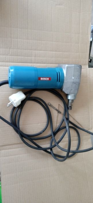 Cortadora/ Roedora de metal Bosch