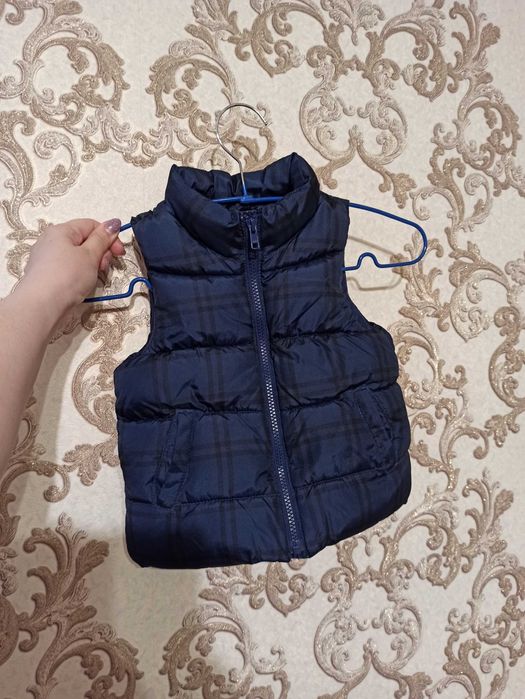 Жилетка детская Old Navy - Размер 92 на флисе