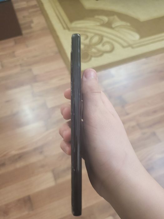 Galaxy s21 ultra 5g (чохол в подарунок)