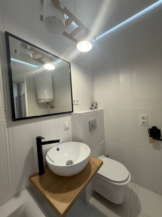 Квартира в Центральному парку з терасою! Без комісії!