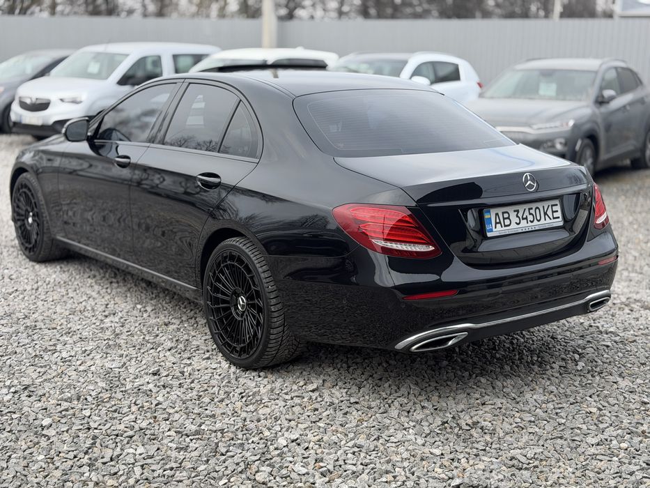 Mercedes Benz  Е220