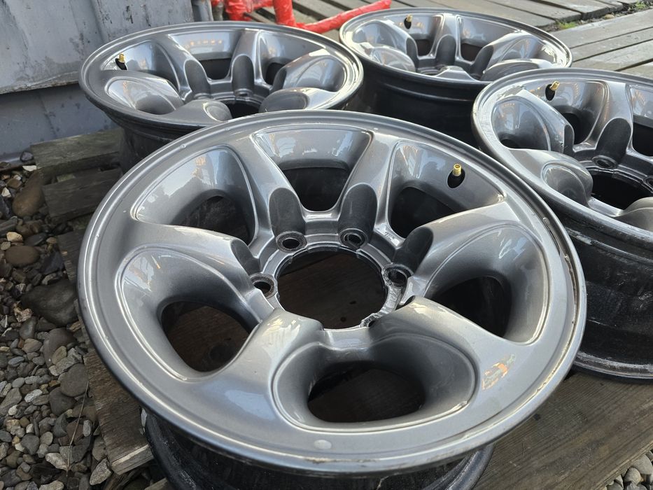 Легкосплавні диски R15 6x139.7 dia 106.1 7j ET10 MITSUBISHI  L200