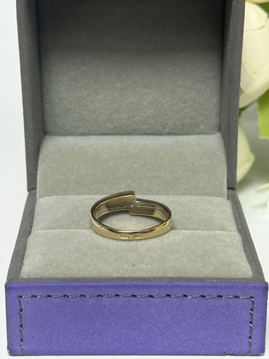 Золотое кольцо с бриллиантами