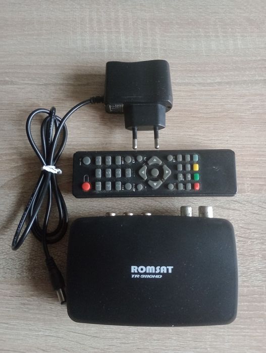 Тюнер телебачення Romsat TR-9110HD DVB-T2