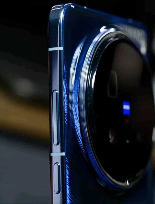 Vivo X200 Pro 12/256ГБ Cosmic Blue